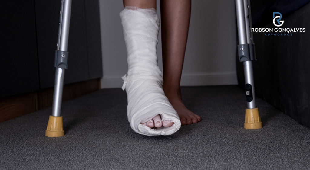 CID S82: afastamento do trabalho e qual benefício o INSS paga